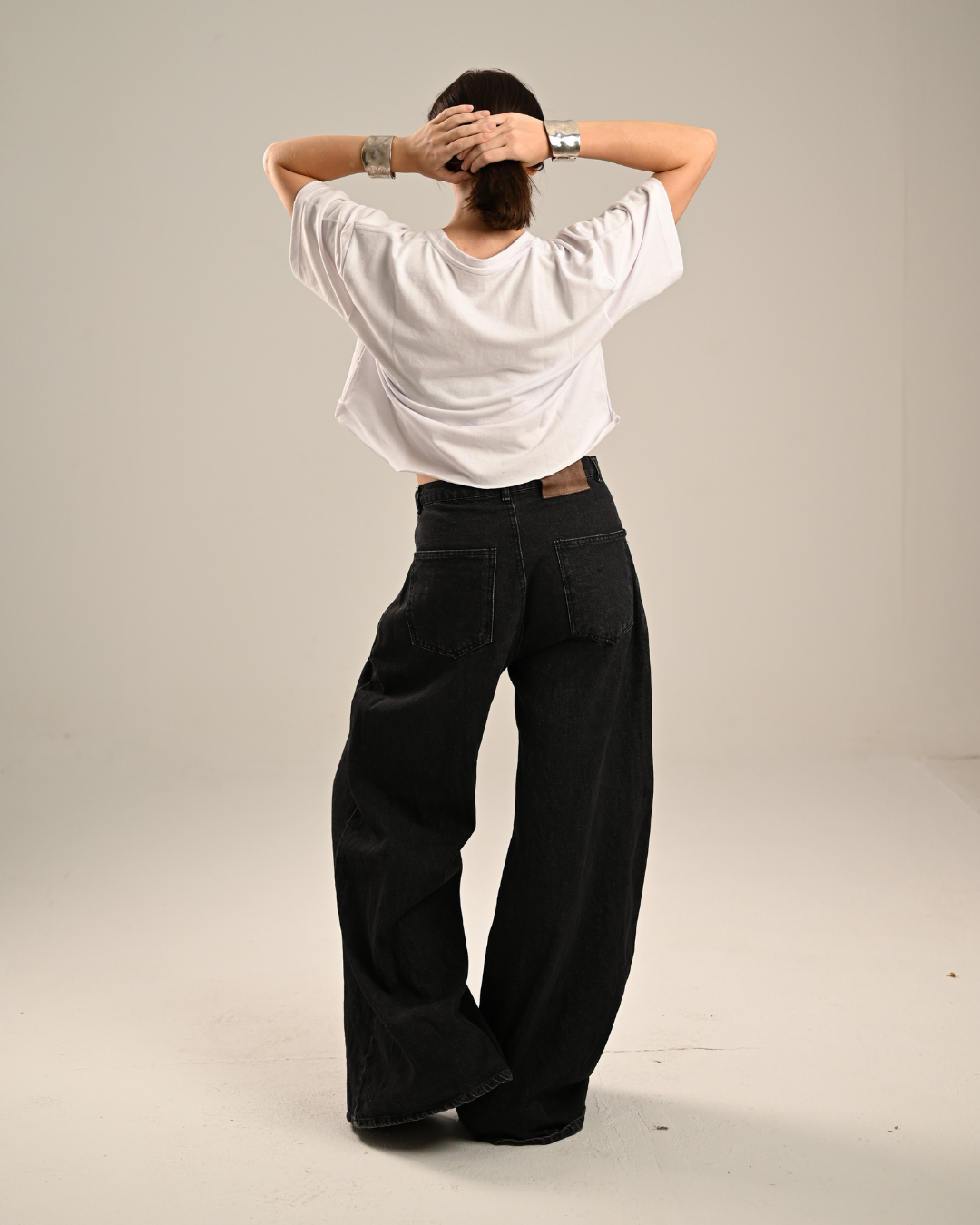 Luxury Caviar | Oversize Fit | Short Sleeve Crop Top