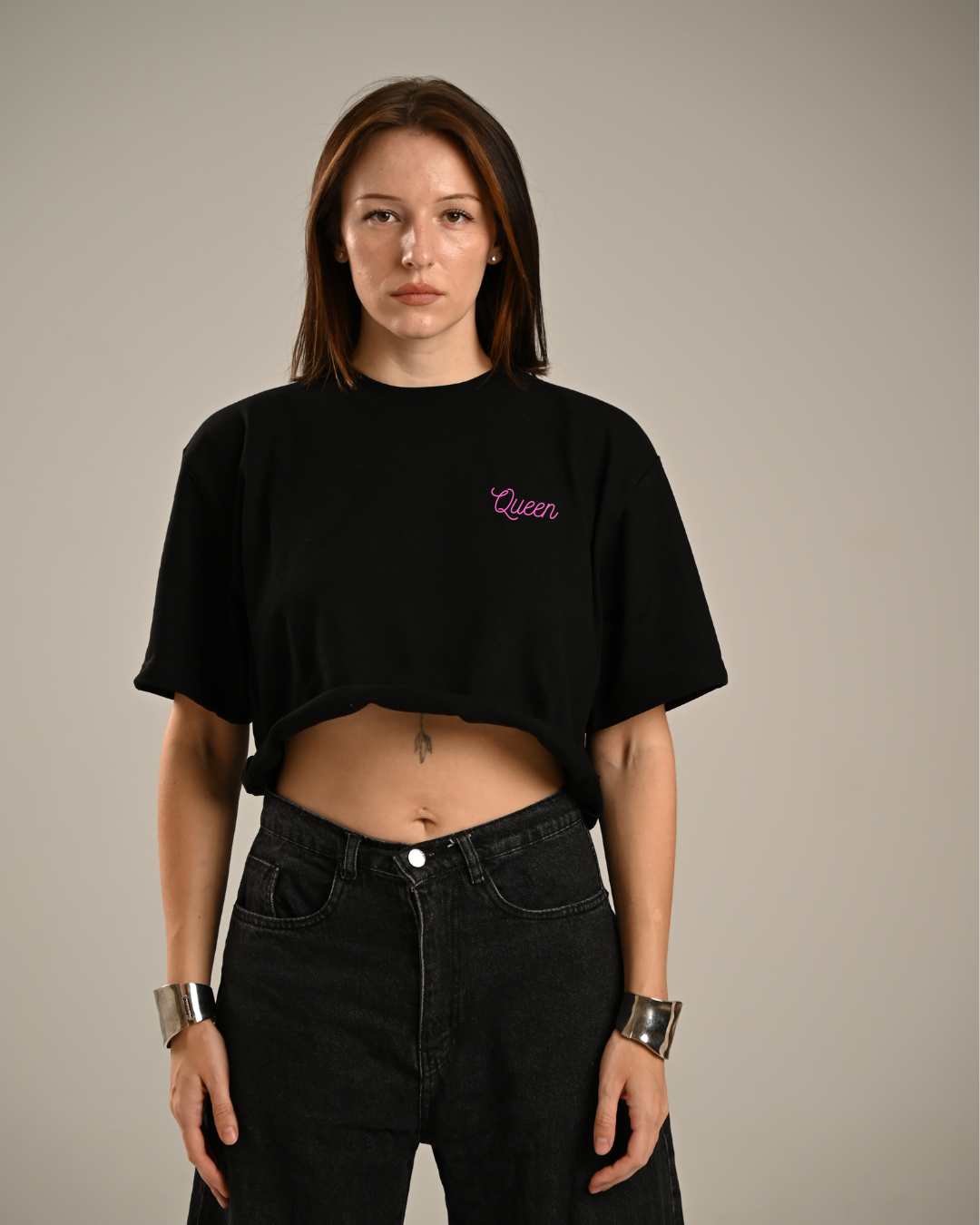 Sacred Queen Caviar | Oversize Fit | Short Sleeve Crop Top
