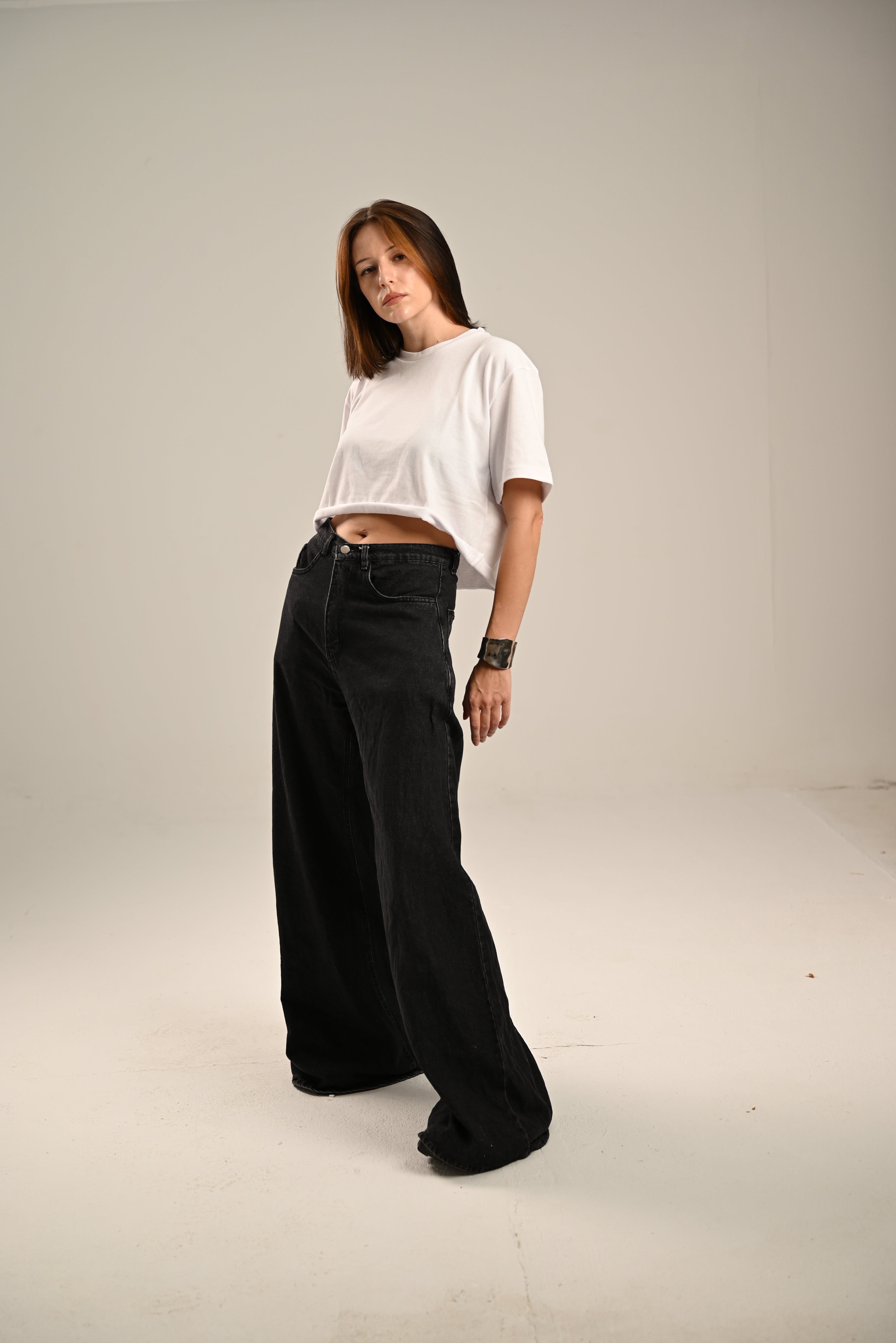Luxury Caviar | Oversize Fit | Short Sleeve Crop Top