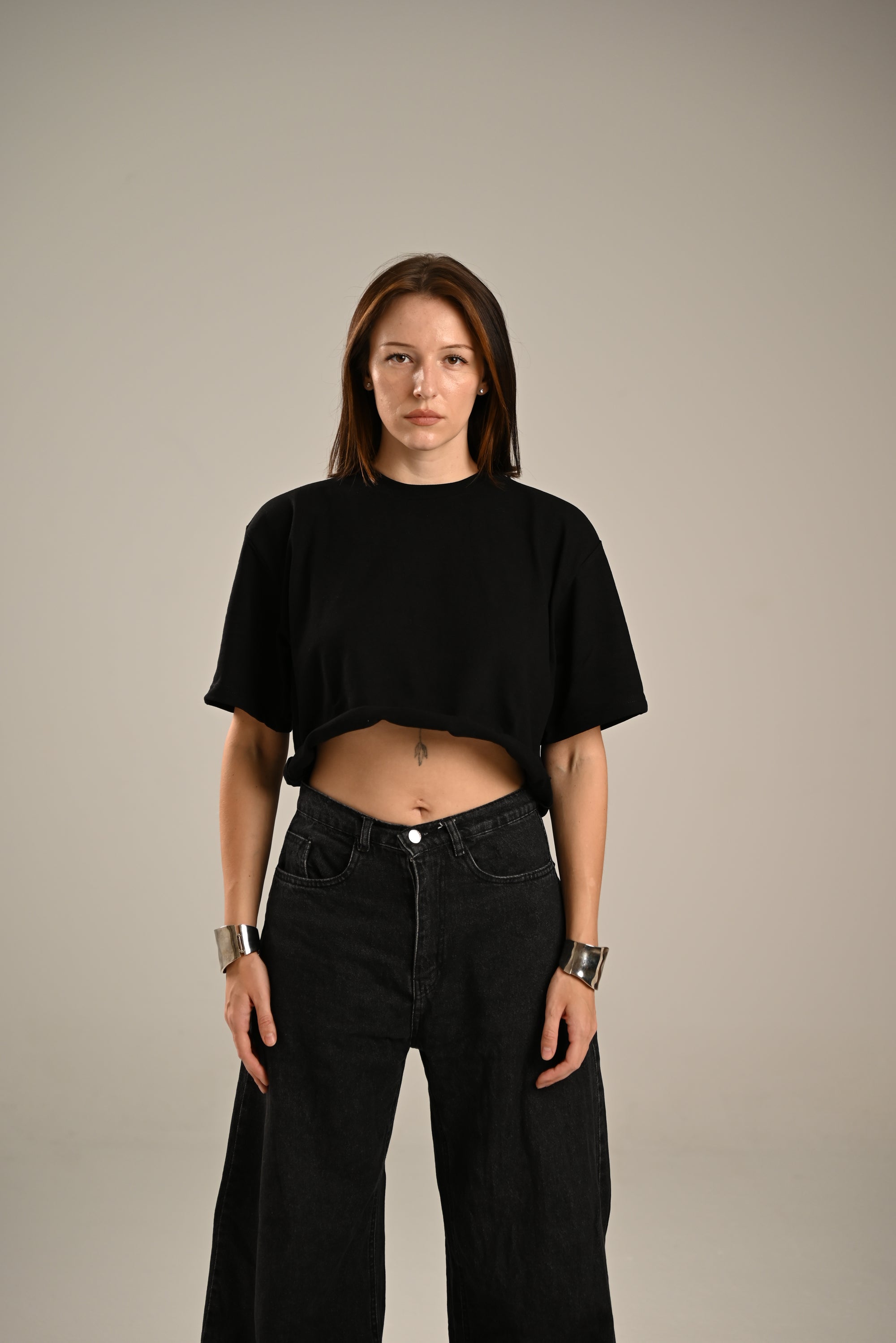 Luxury Caviar | Oversize Fit | Short Sleeve Crop Top