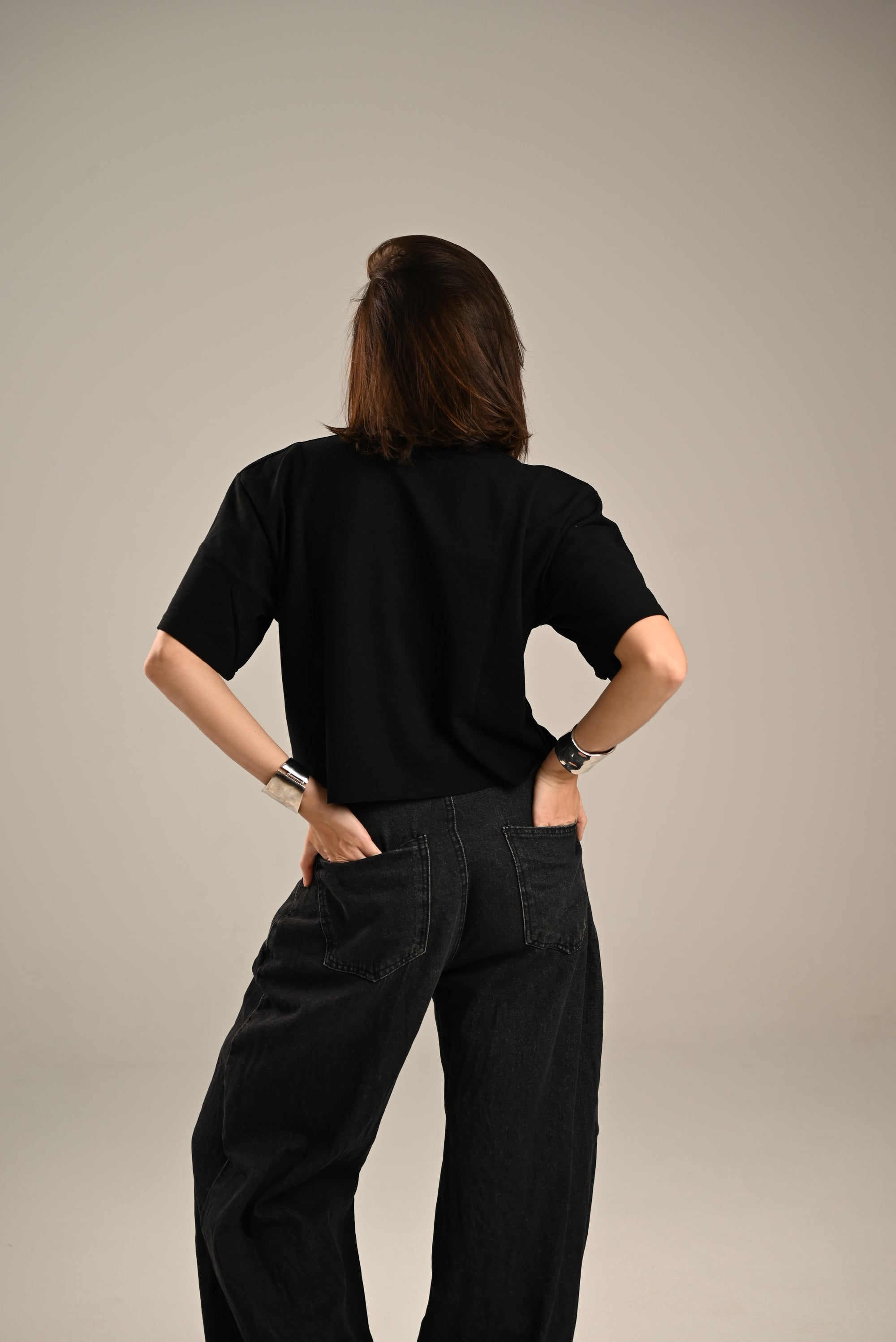Luxury Caviar | Oversize Fit | Short Sleeve Crop Top